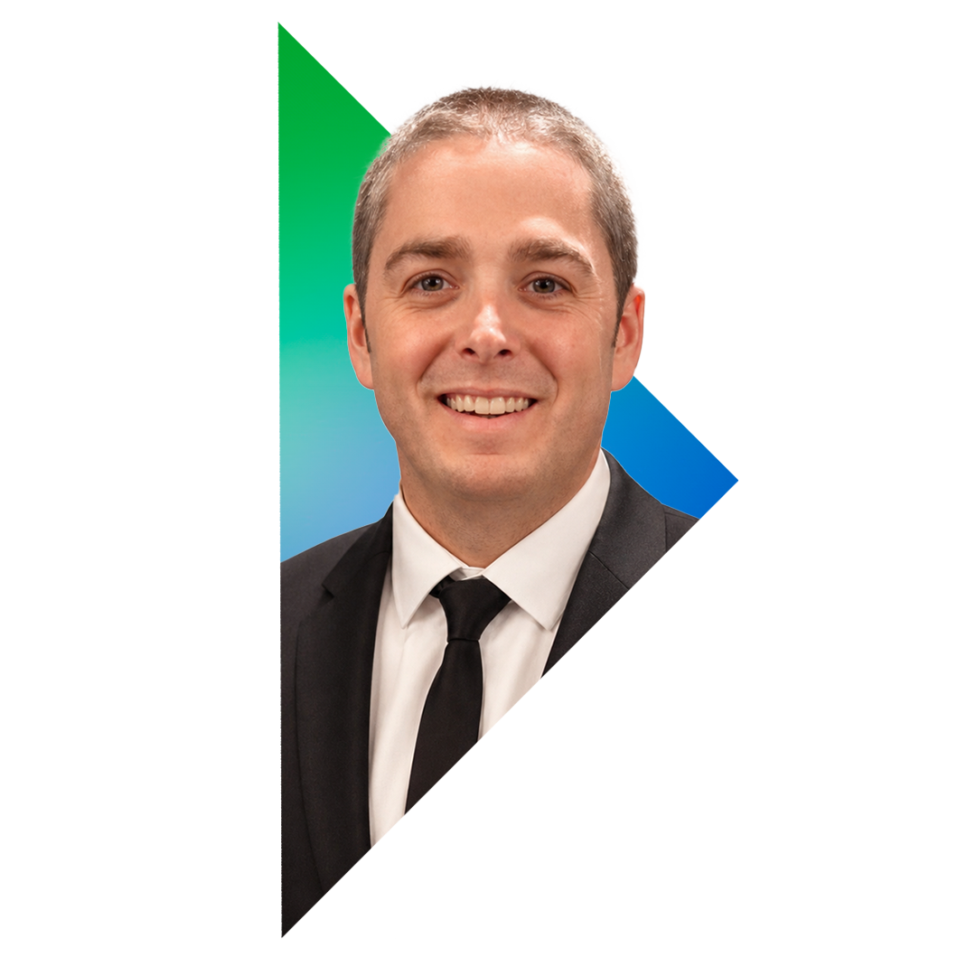 Oliver-Triangle-Speaker-Headshots